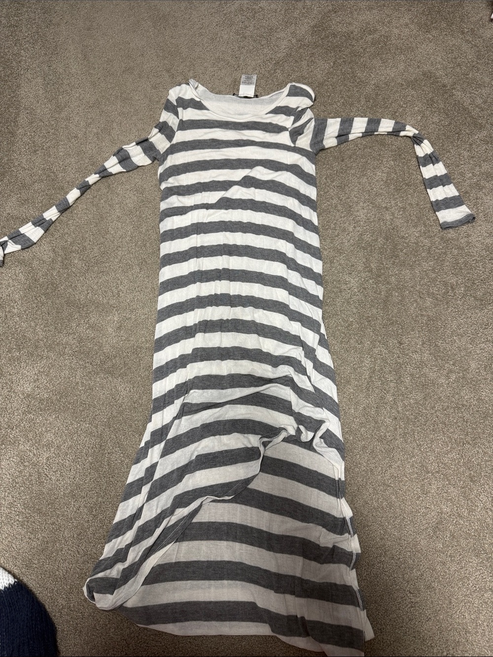 BCBGMaxAzria Gray & White Striped Cold-Shoulder Maxi Dress